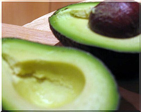 Avocado to strengthen the arteries