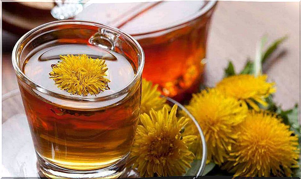 Dandelion among the 9 natural diuretics