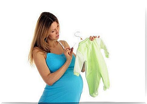 Clothes for the newborn