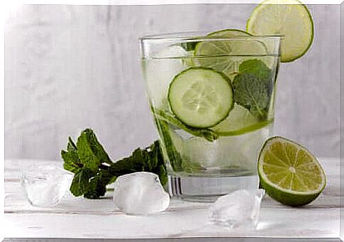 Cucumber water: benefits you may not know about