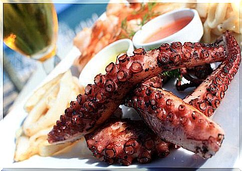 Galician-style octopus presentation