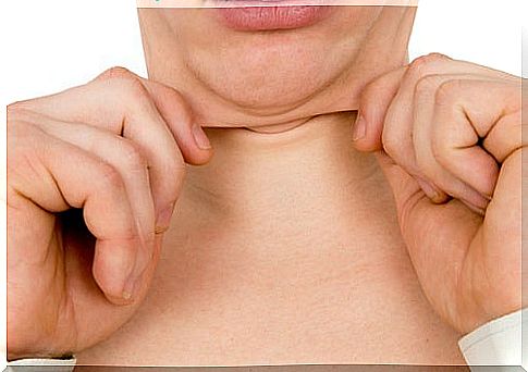 Get rid of the double chin with 7 exercises