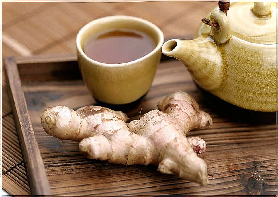 Ginger and turmeric tea