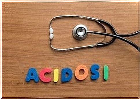 Hyperchloremic renal acidosis: causes and symptoms