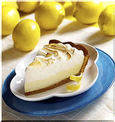 Lemon cream tart: hot and cold version