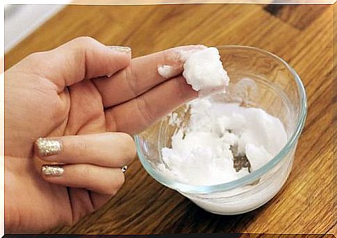 Bicarbonate to relieve palmar hyperhidrosis