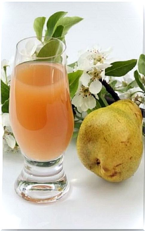 pear and juice