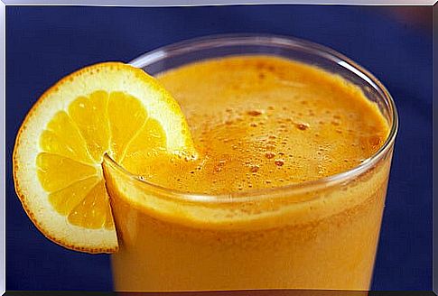 Orange smoothie against acidity